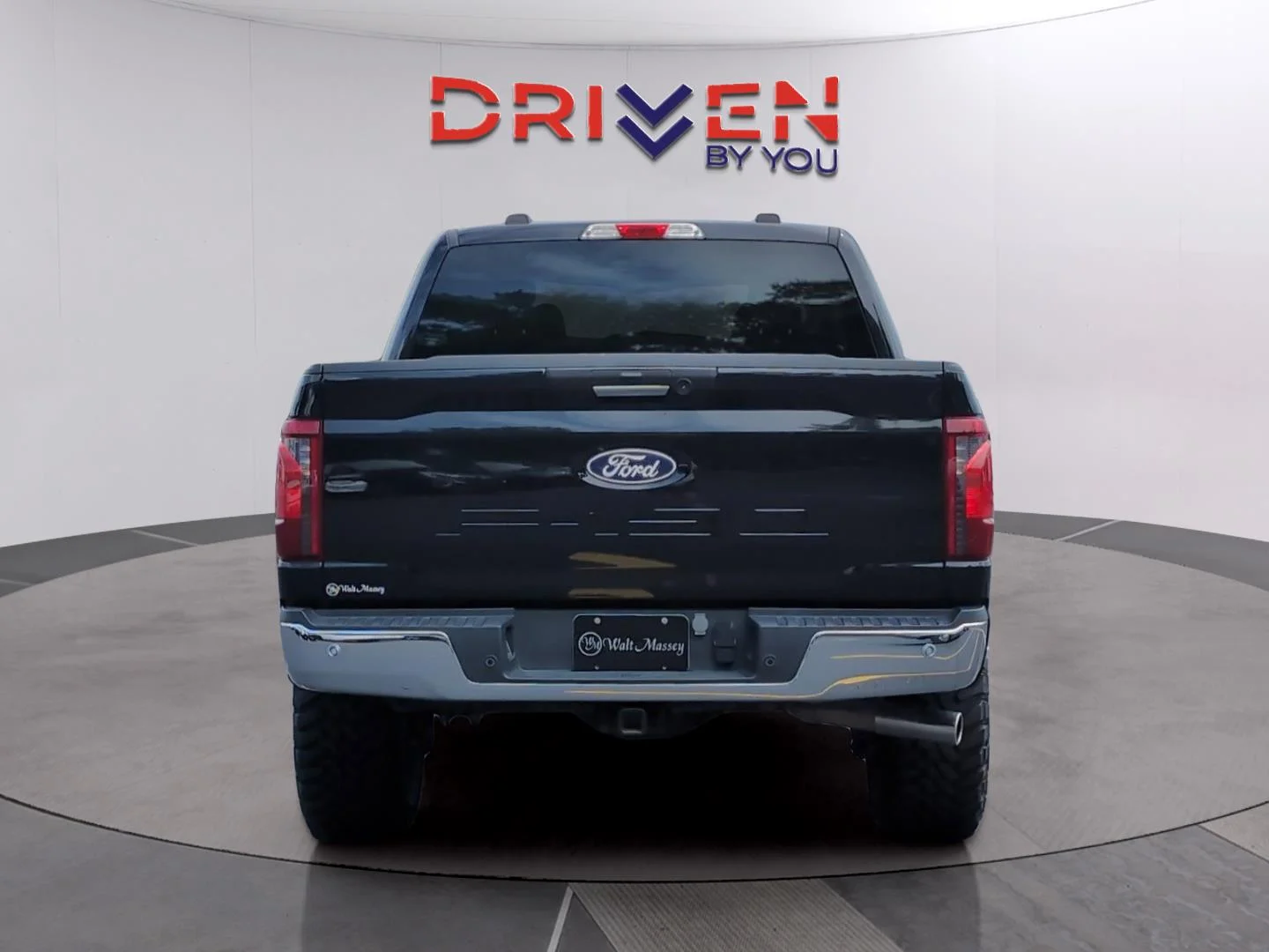 Used 2024 Agate Black Ford XLT image 4