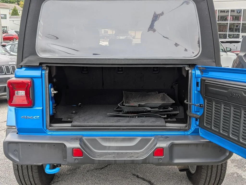 Used 2024 Blue Jeep Sport S 4xe image 8
