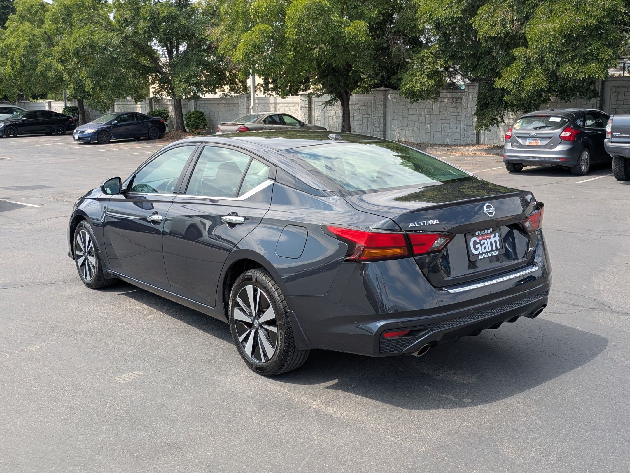 Used 2020 Storm Blue Metallic Nissan 2.5 SV image 5