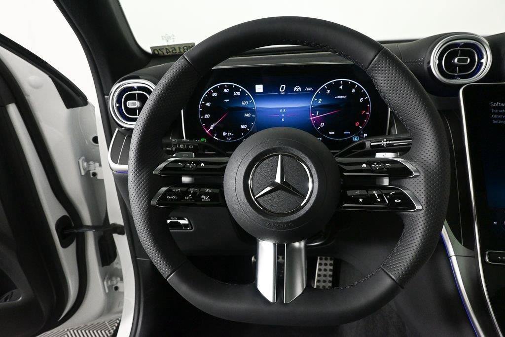 New 2027 Polar White Mercedes-Benz GLC 300 image 39