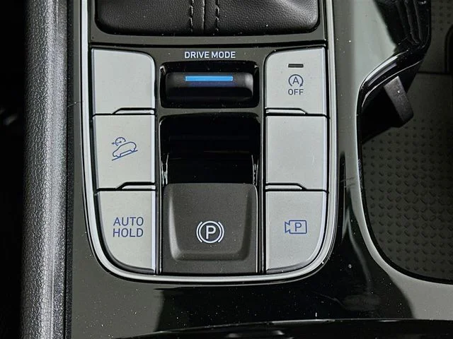 New 2026 Red Hyundai SEL image 18