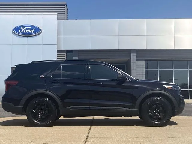 Used 2023 Black Ford Timberline image 2