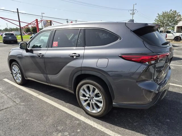 Used 2021 Magnetic Gray Metallic Toyota Limited image 3