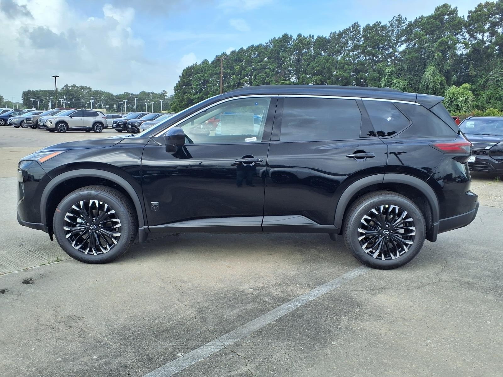 2026 Nissan Rogue Dark Armor™ Black at Robbins Nissan