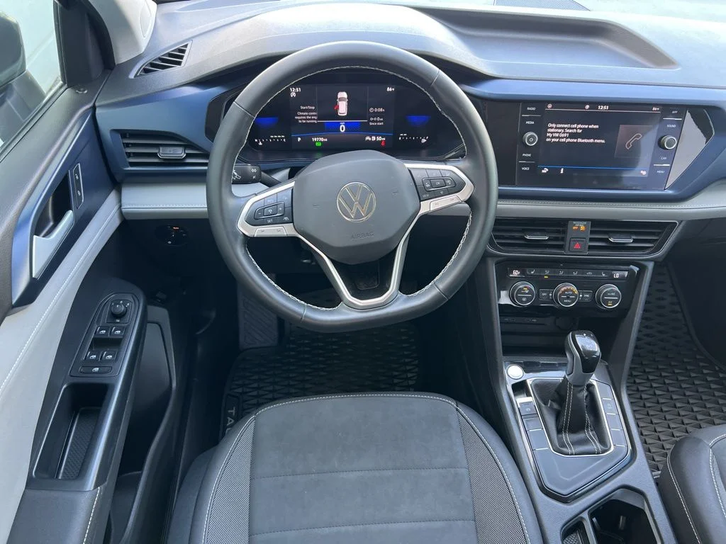 Used 2024 Platinum Gray Metallic Volkswagen 1.5T SE image 30