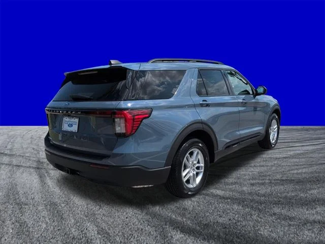New 2026 Vapor Blue Metallic Ford Active image 4