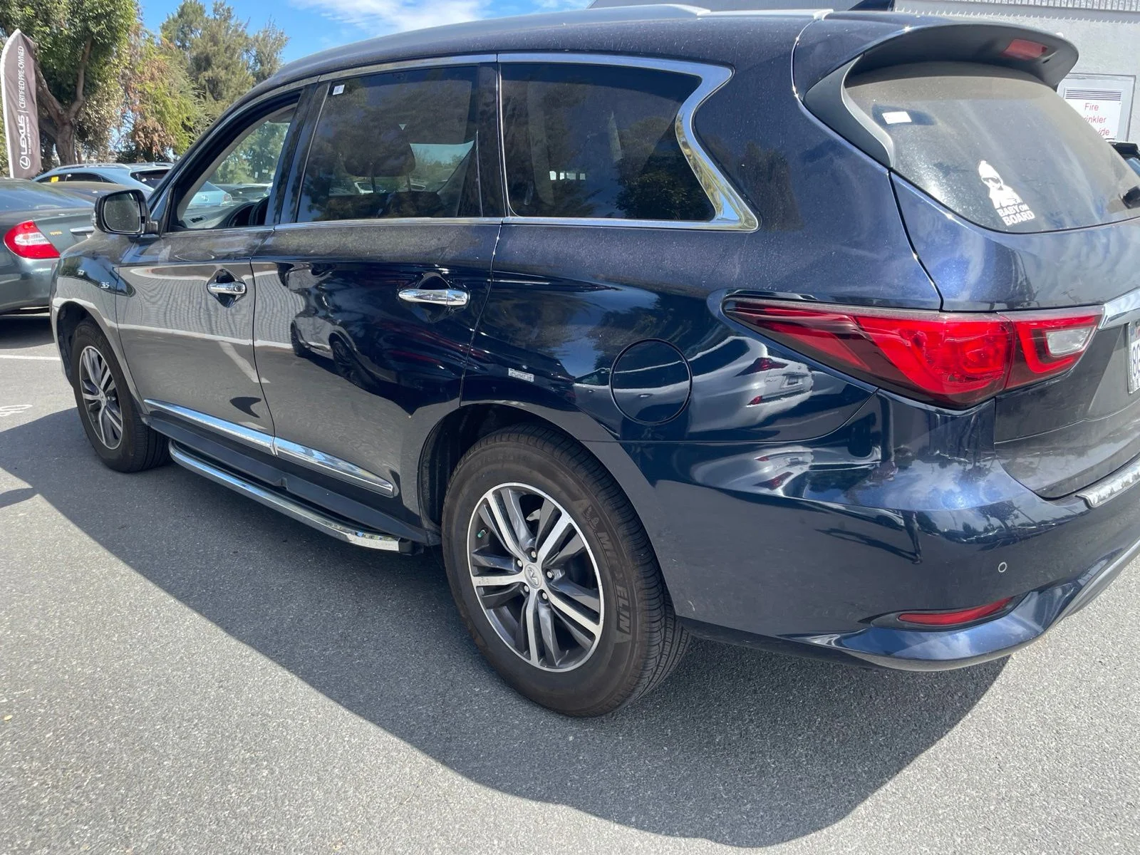 Used 2019 Brown INFINITI LUXE image 5