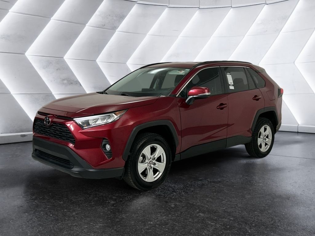 Used 2021 Red Toyota XLE image 3