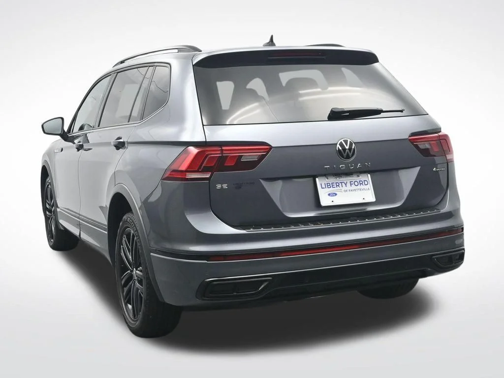 Used 2022 Platinum Gray Metallic Volkswagen 2.0T SE R-Line Black image 9