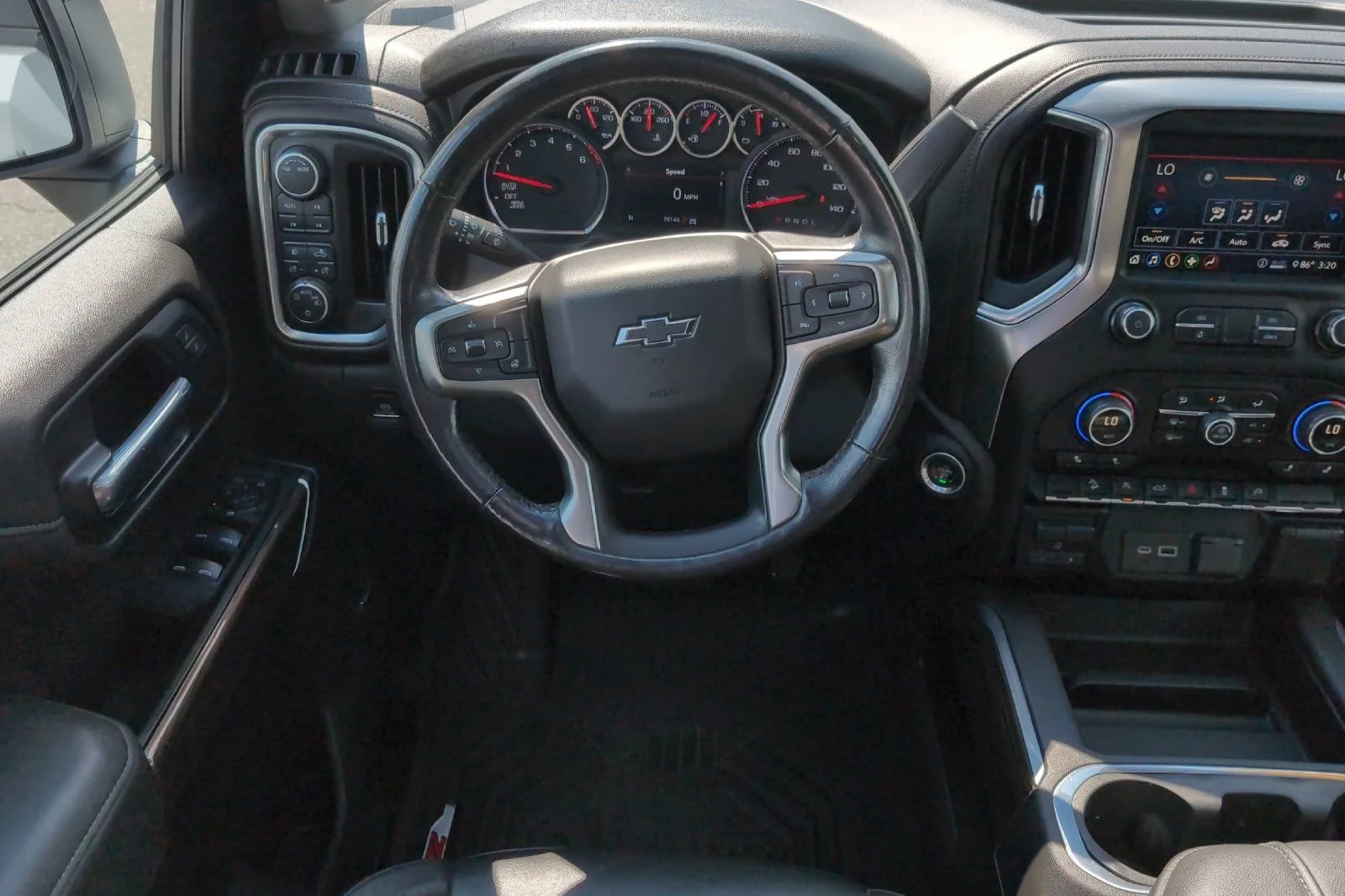 Used 2020 SILVER ICE METALLIC Chevrolet LT Trail Boss image 15