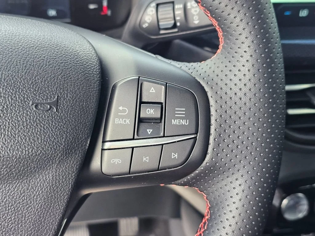 Used 2025  Ford ST-Line Select image 25