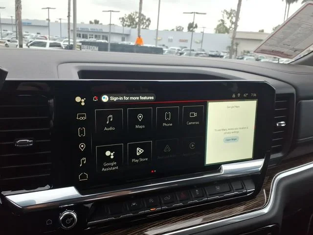 Used 2026 Summit White GMC SLE image 21