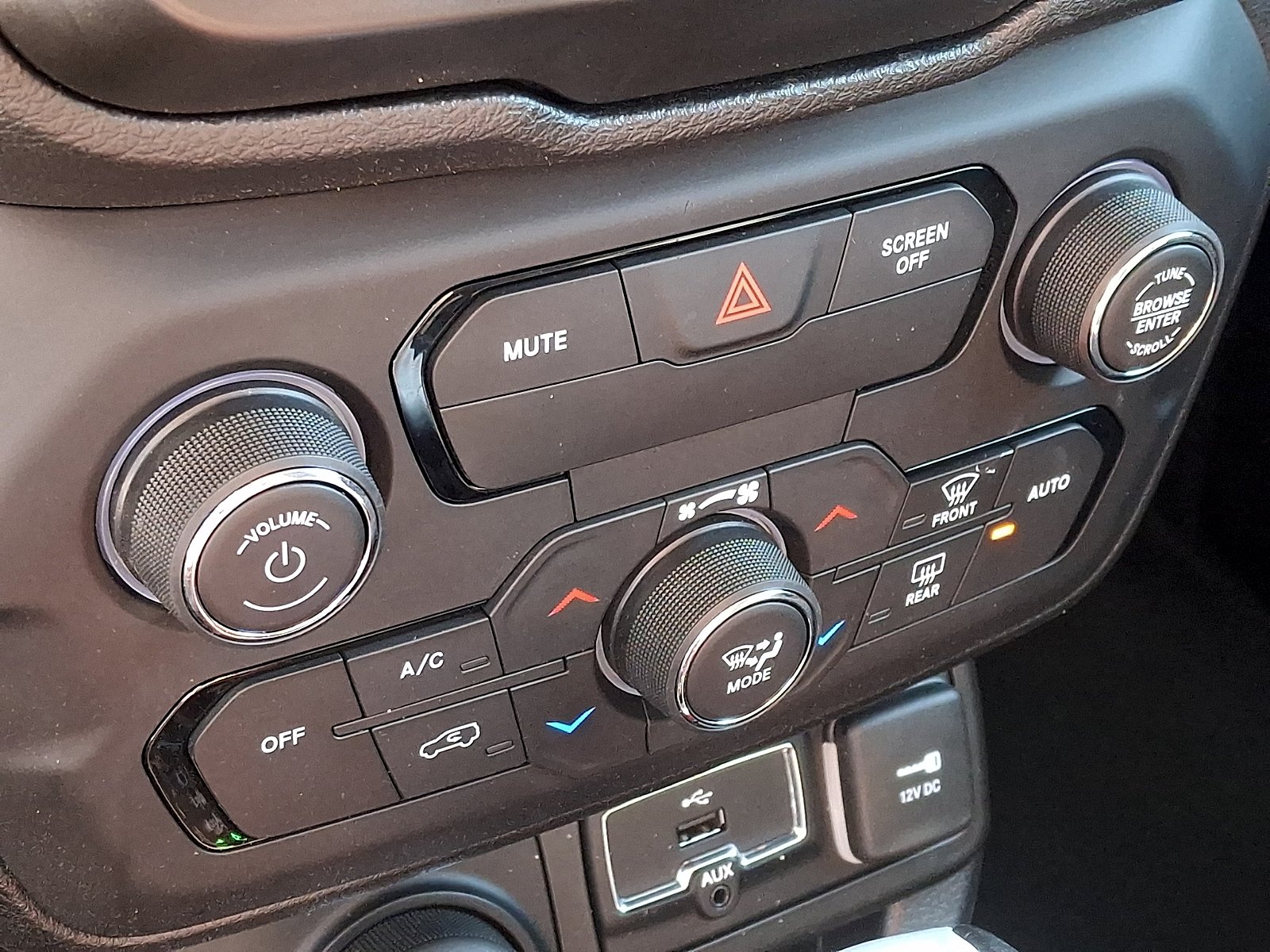 Certified Used 2018 Jetset Blue - PB1 Jeep Trailhawk 4x4 image 17