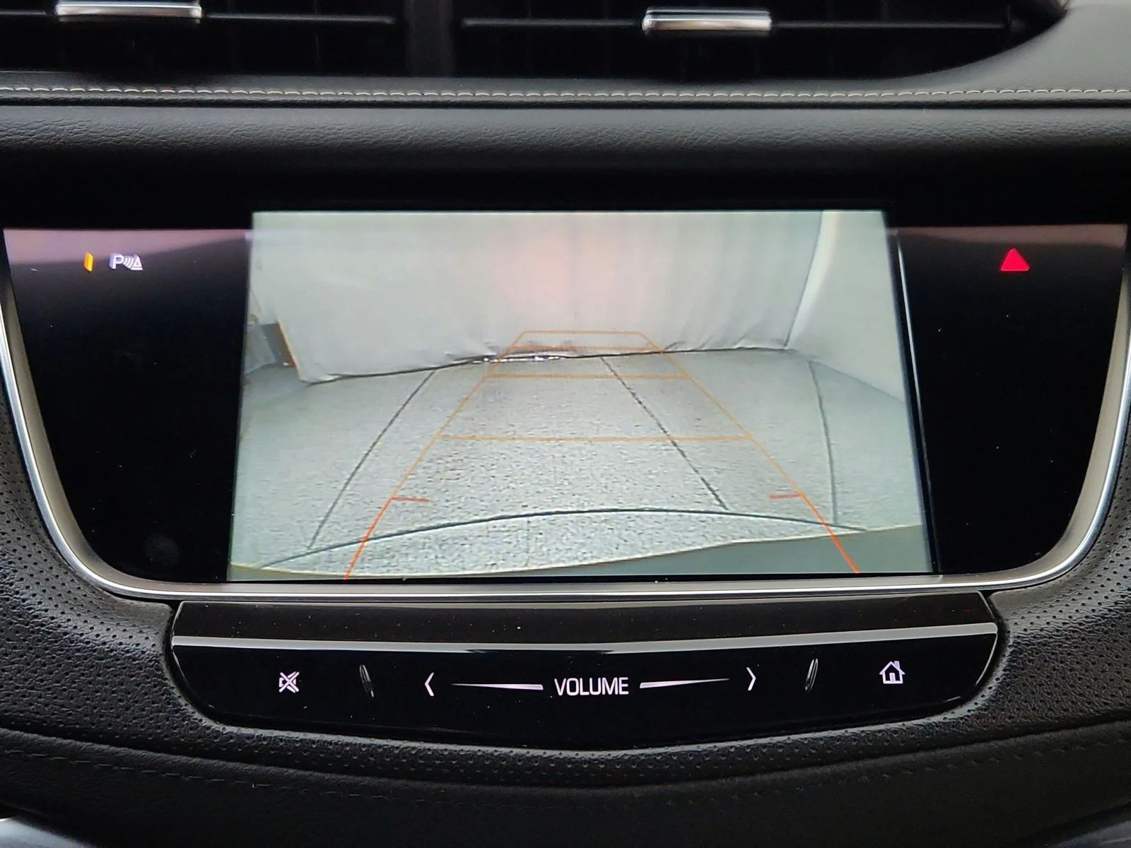 Used 2019 DARK MOCHA Cadillac FWD image 20