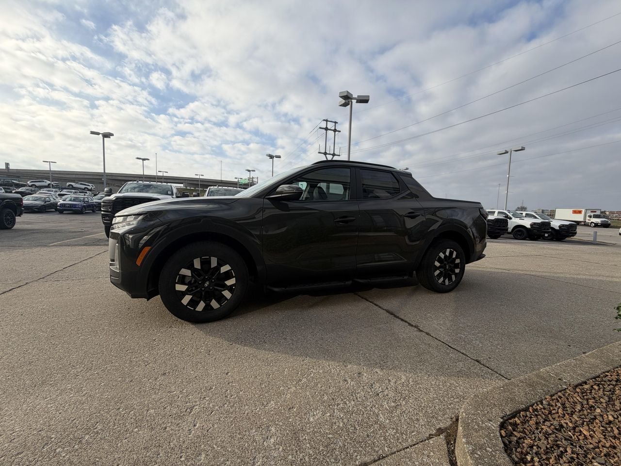 2026 Hyundai Santa Cruz SEL - Photo 14