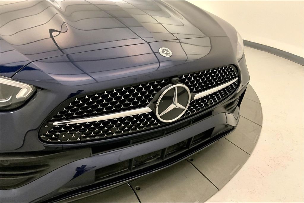 Used 2023 Lunar Blue Metallic Mercedes-Benz C 300 image 29