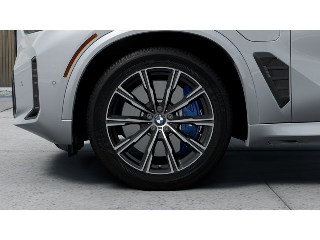 New 2026 Brooklyn Grey Metallic BMW X5 50e image 7