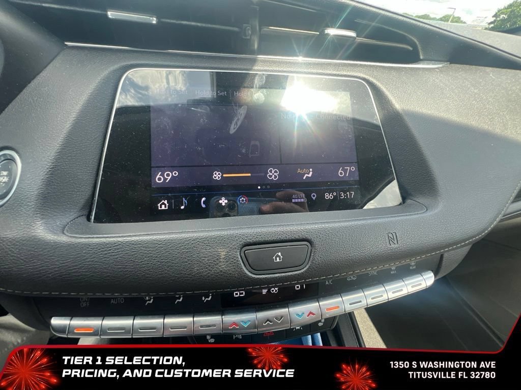 Used 2019 RADIANT SILVER METALLIC Cadillac FWD Premium Luxury image 7