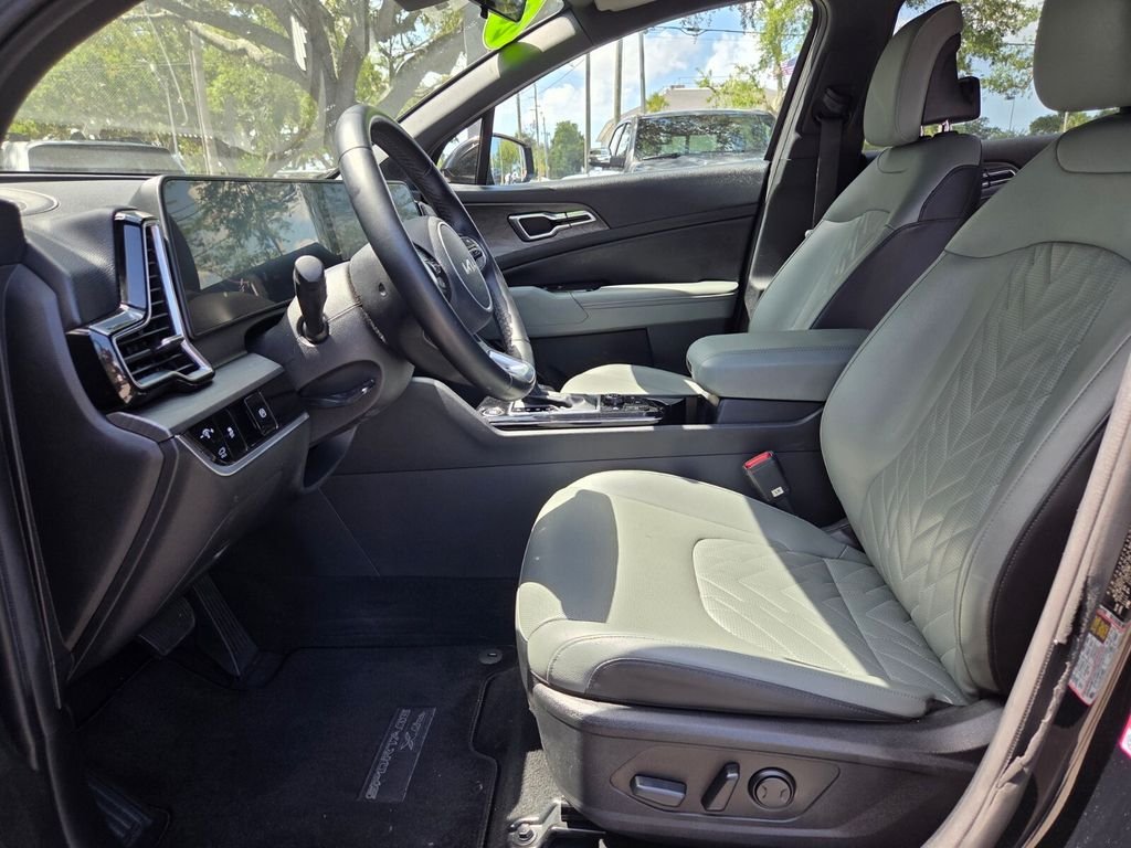 Used 2023 Black Kia X-Line image 14