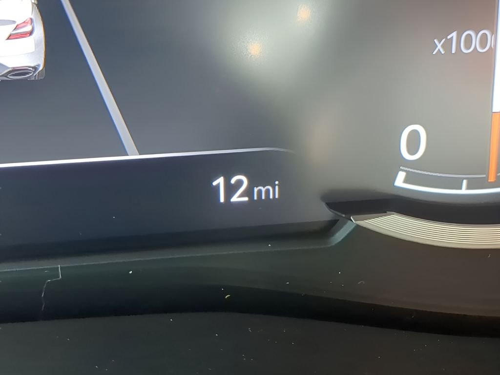 2026 GENESIS G70 Standard - Photo 25