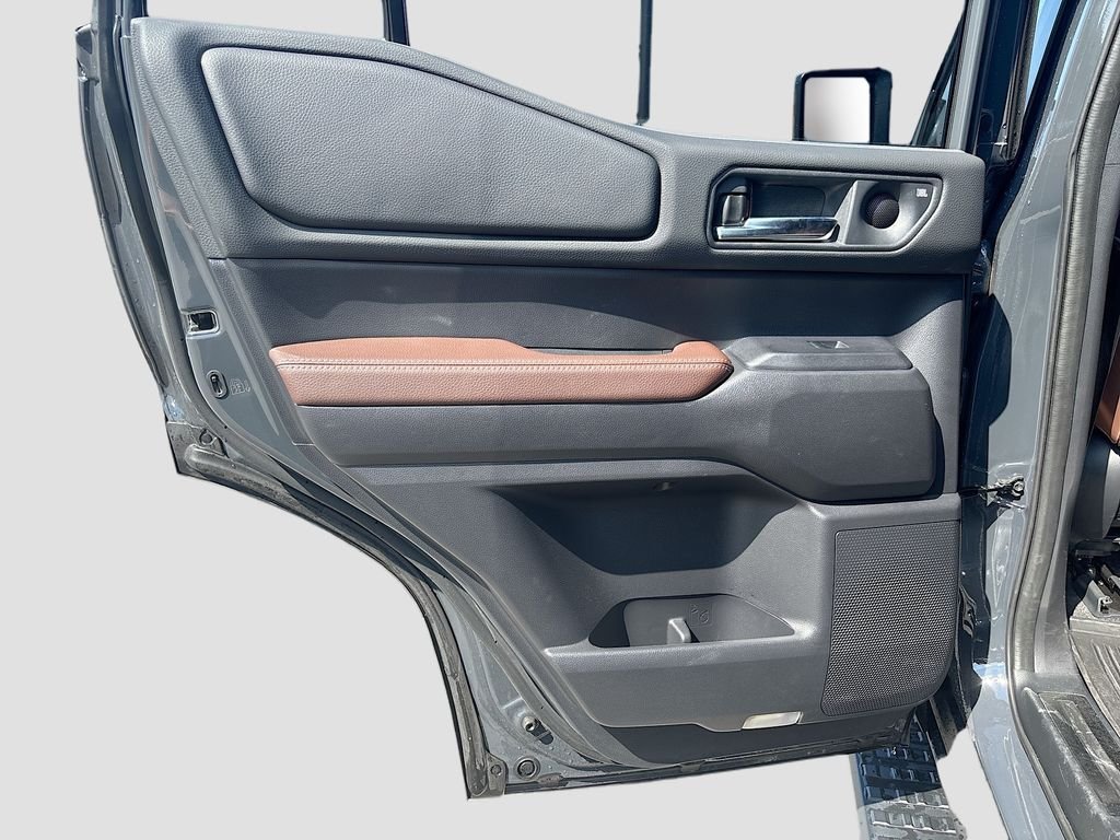 Used 2025  Toyota Base image 15