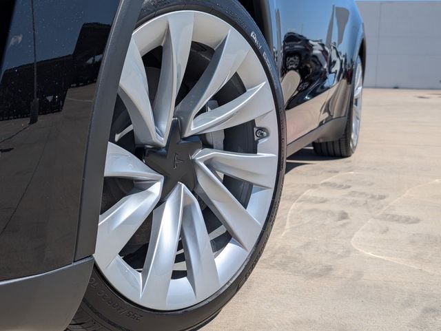 Used 2026 Black Tesla Long Range image 2