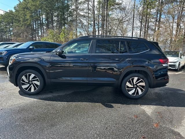 New 2026 Deep Black Pearl Volkswagen 2.0T SE W/TECHNOLOGY image 8