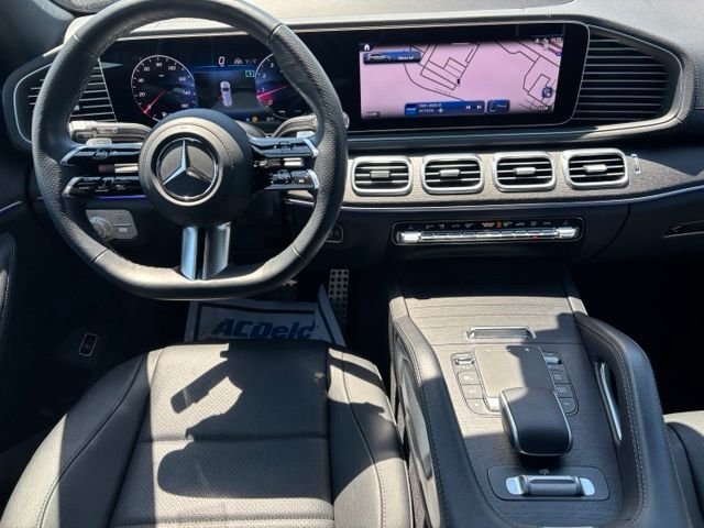 Used 2024  Mercedes-Benz GLS 450 image 18