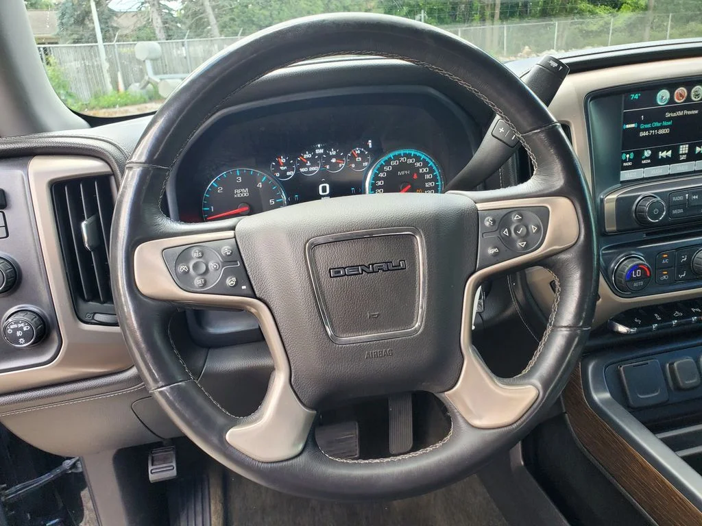Used 2018 Black GMC Denali image 16