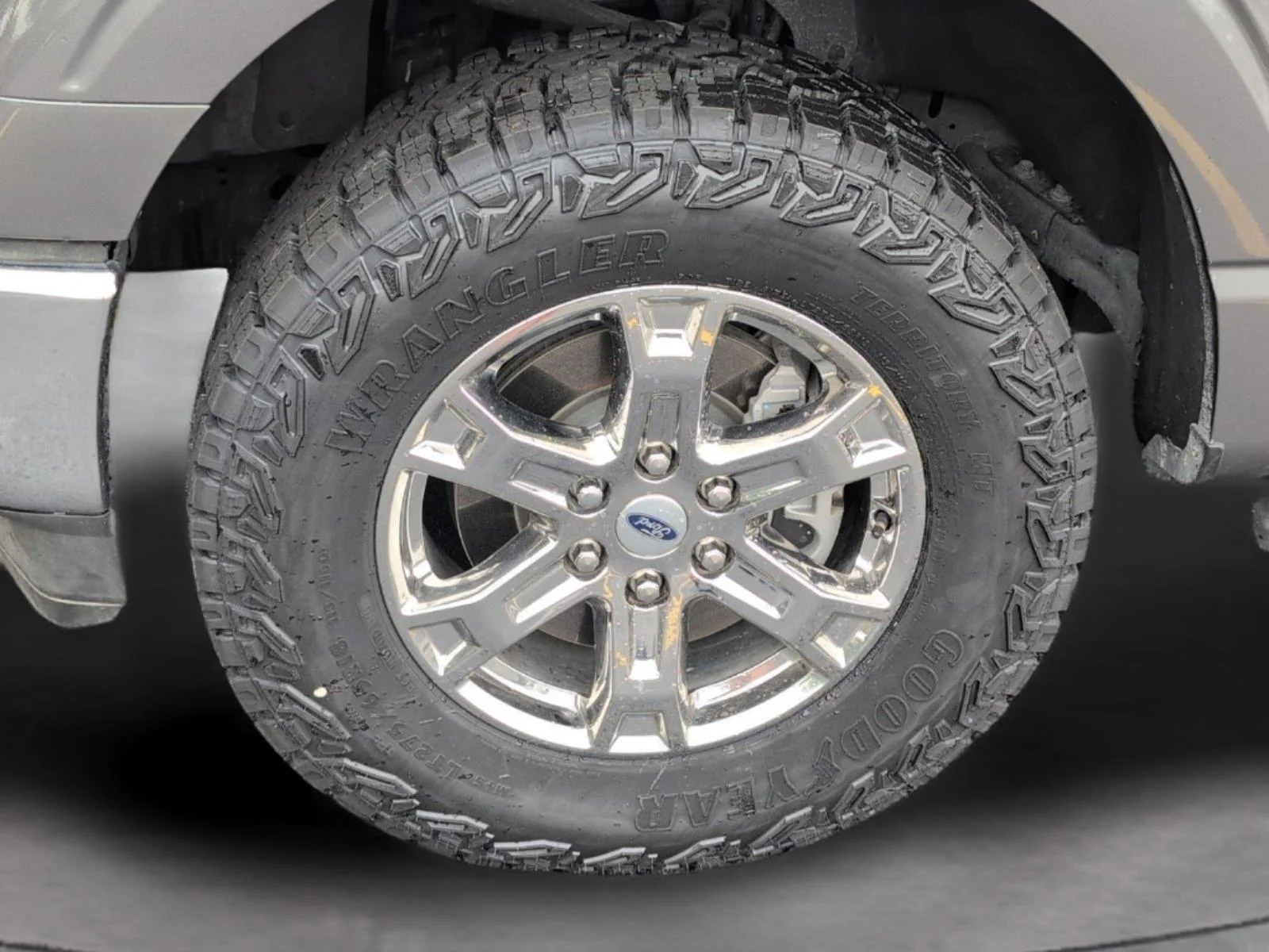 Used 2023 Carbonized Gray Ford XLT image 33