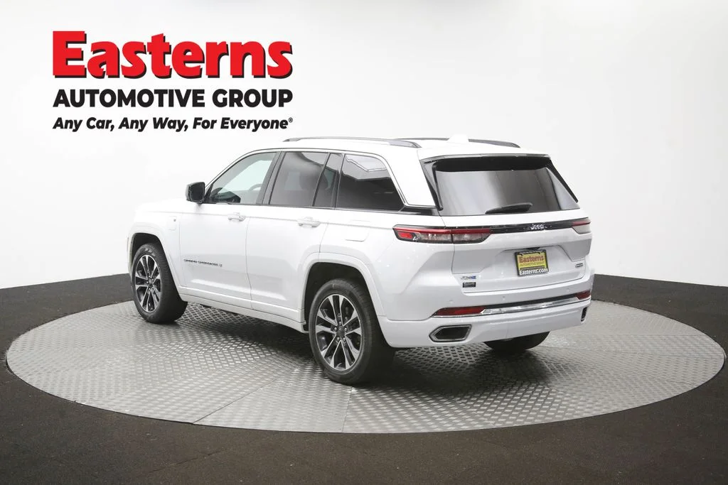 Used 2022 White Jeep Overland 4xe image 68
