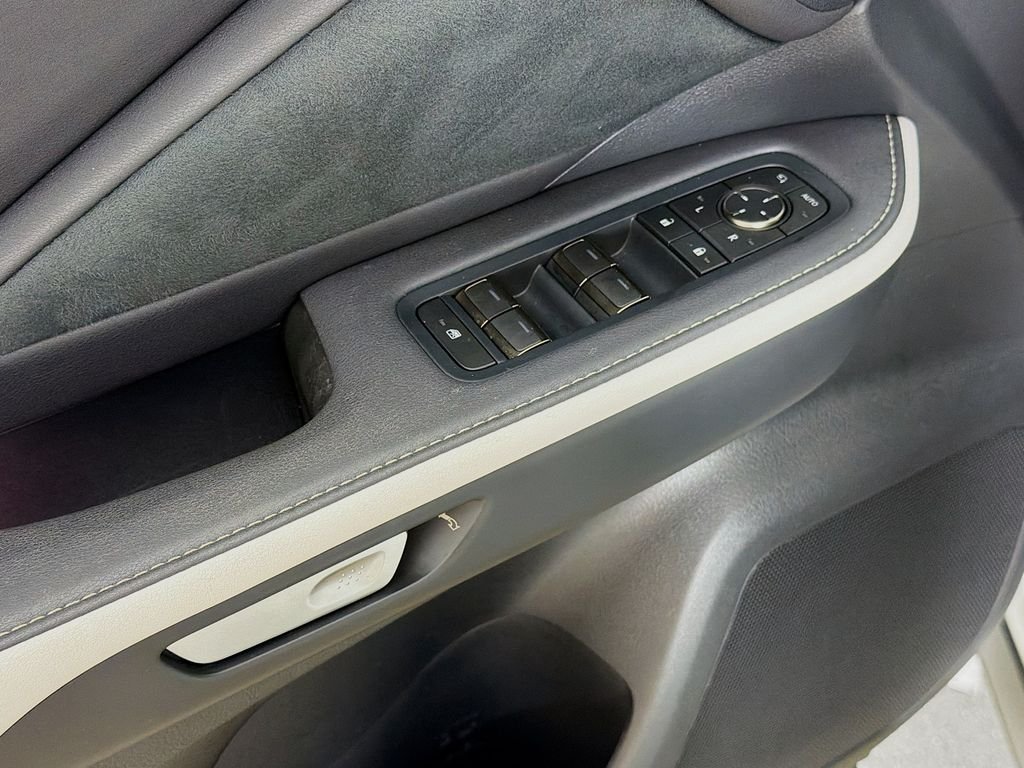 Used 2026 Wind Chill Pearl Lexus F SPORT Performance Premium image 17