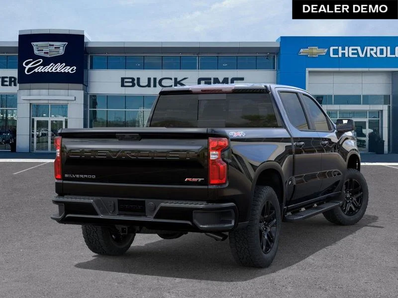 Used 2026  Chevrolet RST image 4