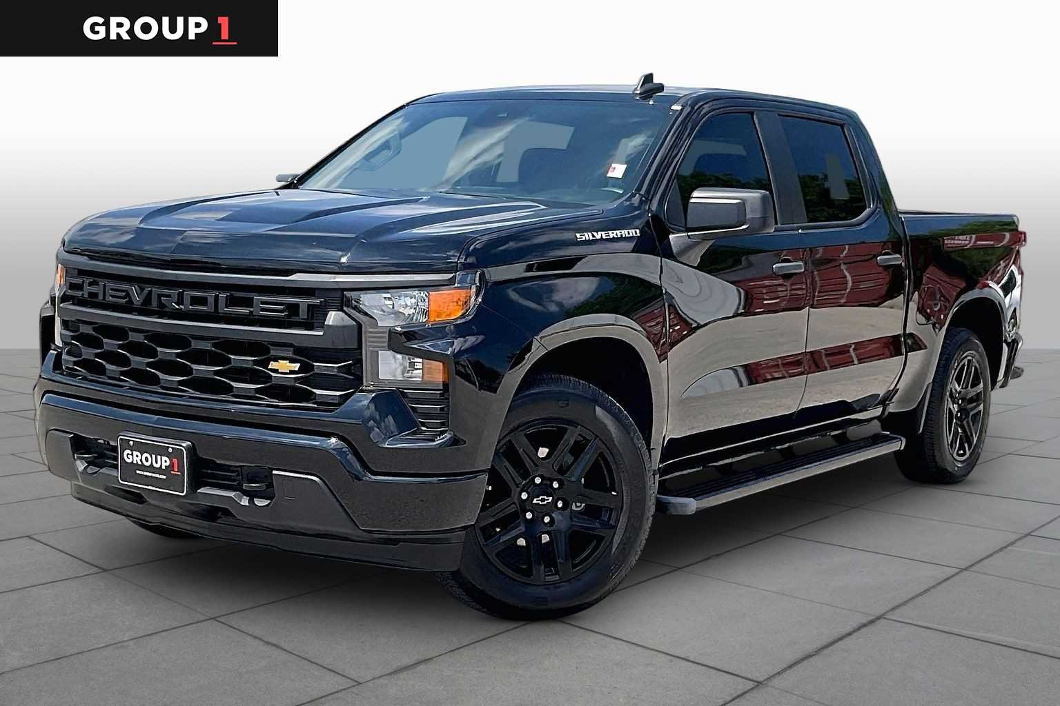 2024 Chevrolet Silverado 1500 Custom Crew Cab Short Box's photo