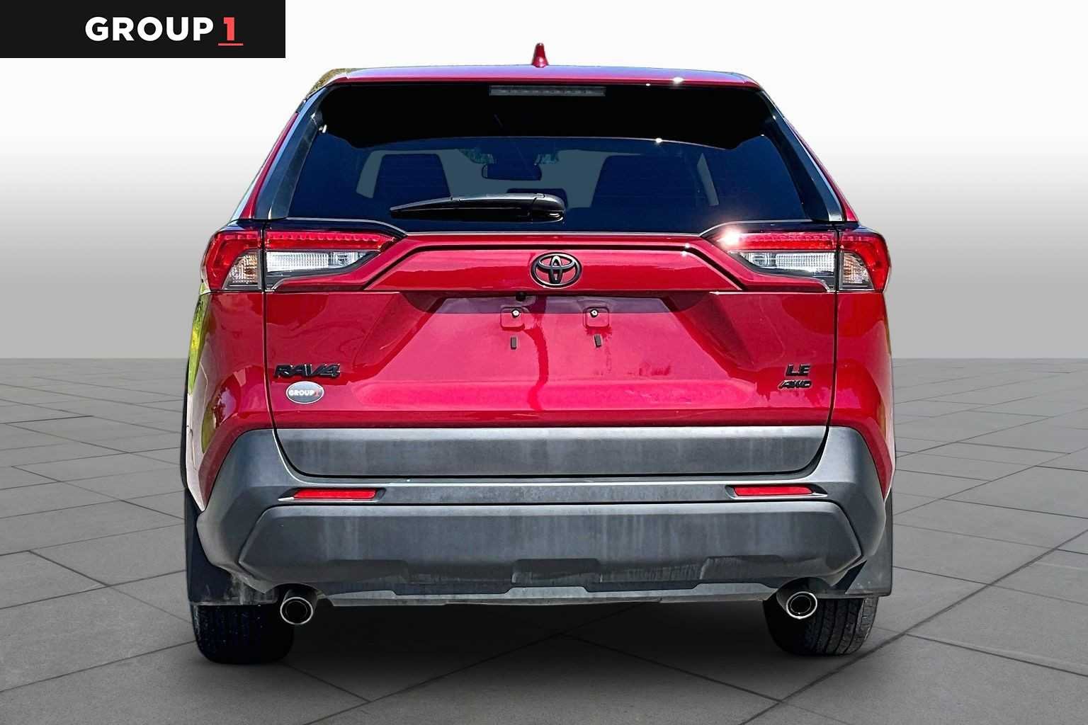 Certified Used 2025 Ruby Flare Pearl Toyota LE image 5