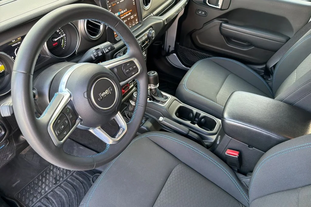 Used 2023 Silver Jeep Rubicon 4xe image 12