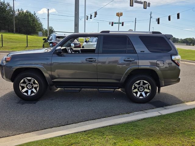 Used 2021 Gray Toyota SR5 image 4