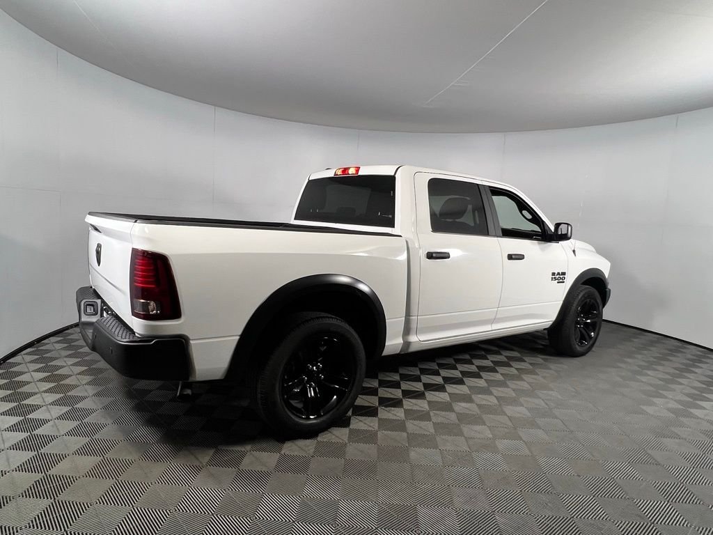 2024 Ram 1500 Classic Warlock photo 4