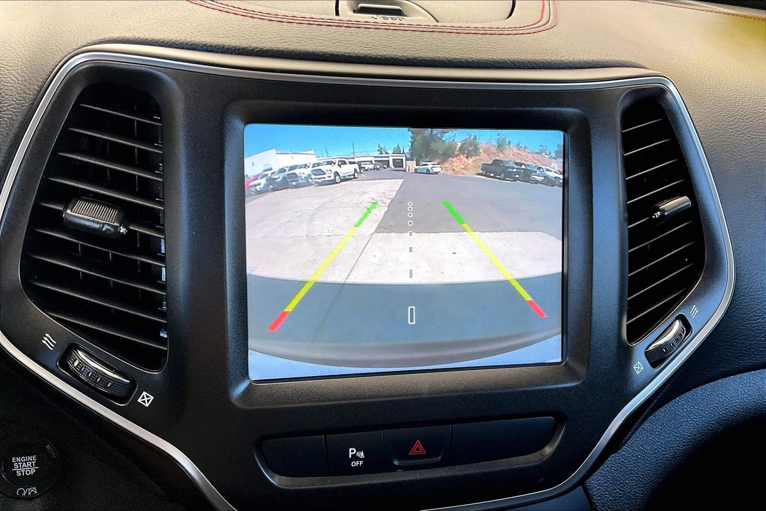 Used 2019 Pearl White Pearlcoat Jeep Trailhawk image 23