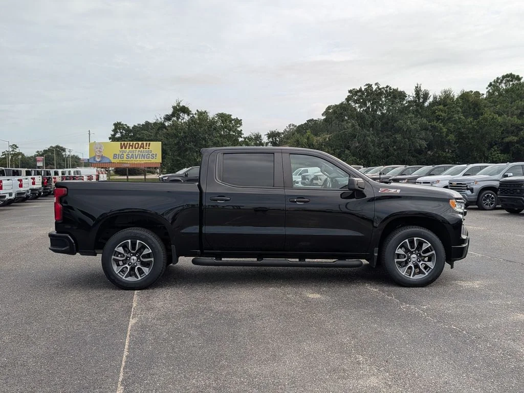 Used 2023 Black Chevrolet RST image 6