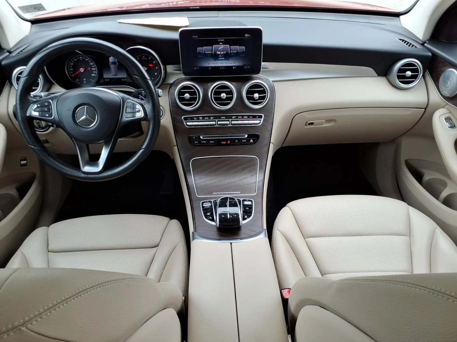 Used 2018 designo Cardinal Red Metallic Mercedes-Benz GLC 300 image 30
