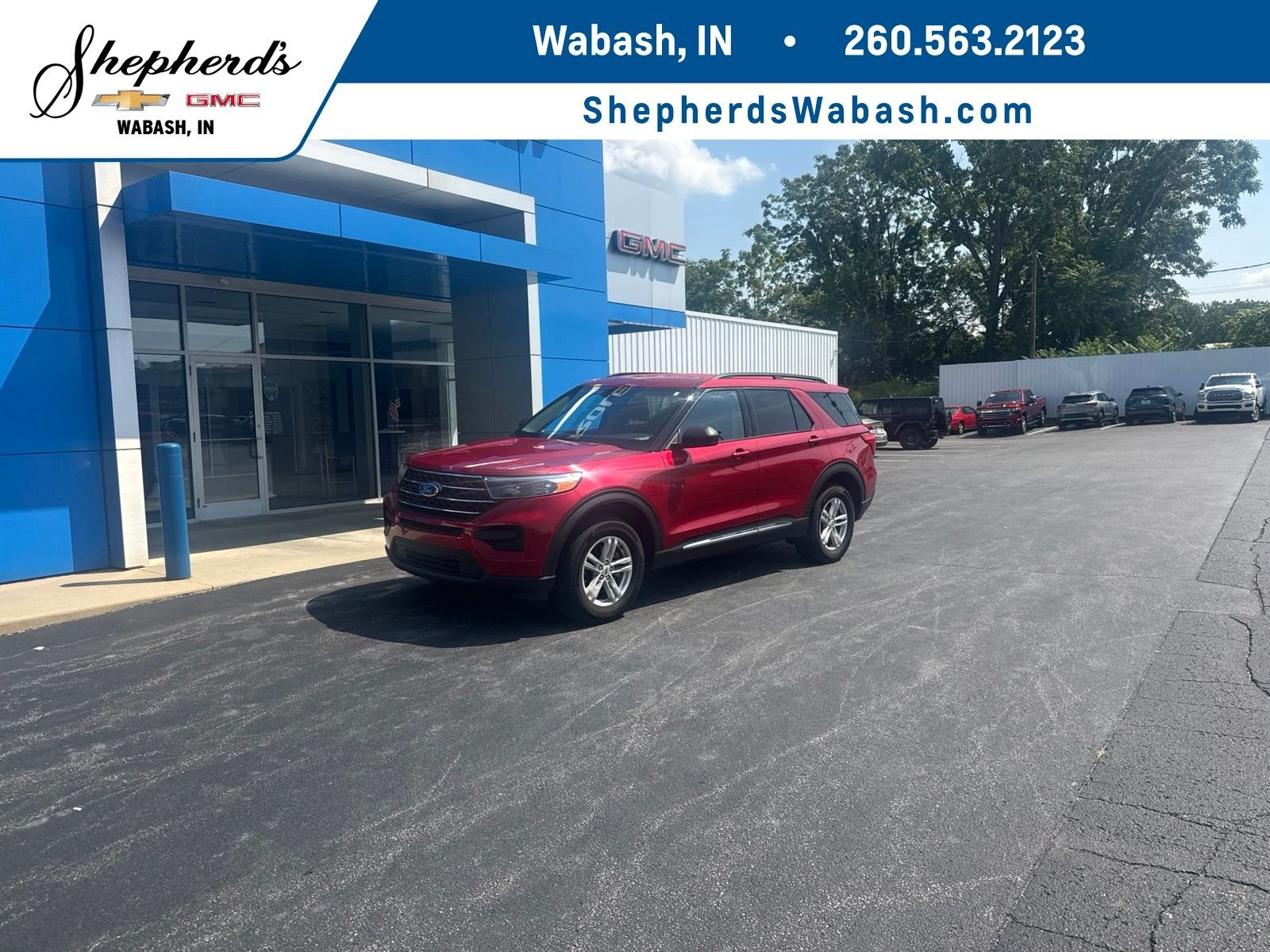 Used 2024 Red Ford XLT image 1