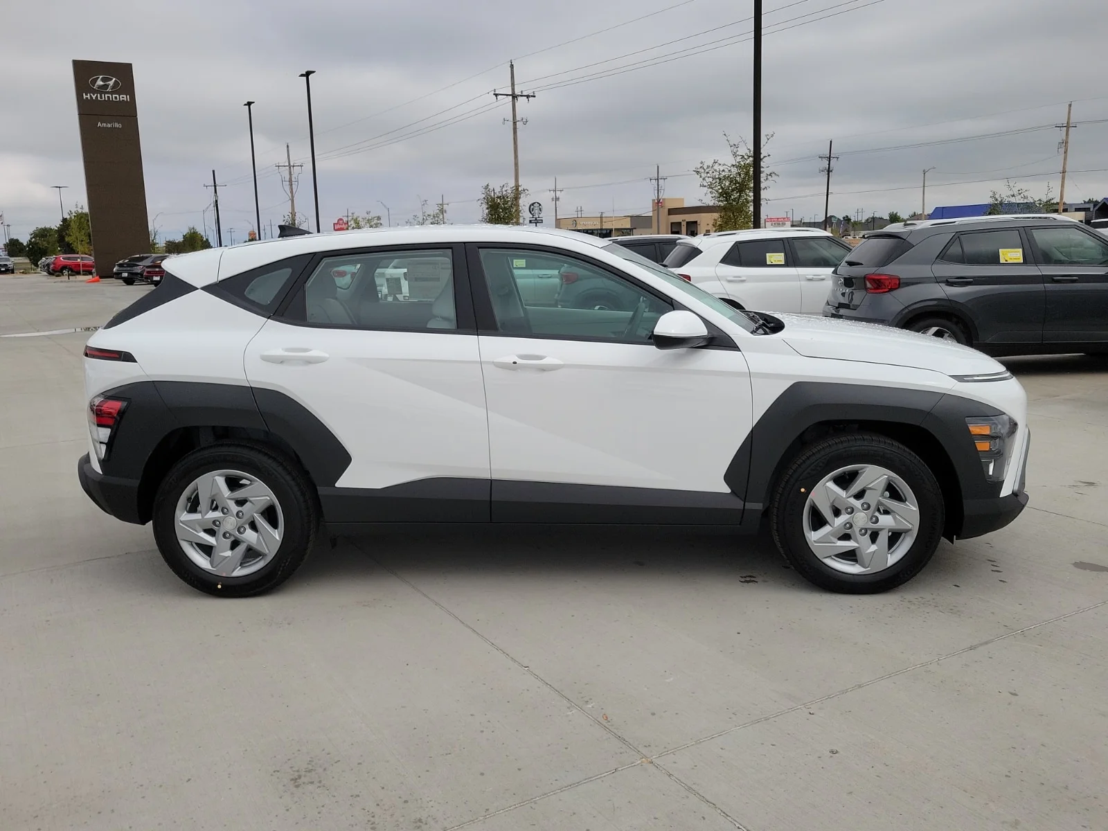 New 2027 Atlas White Hyundai SE 4dr Front-Wheel Drive image 5