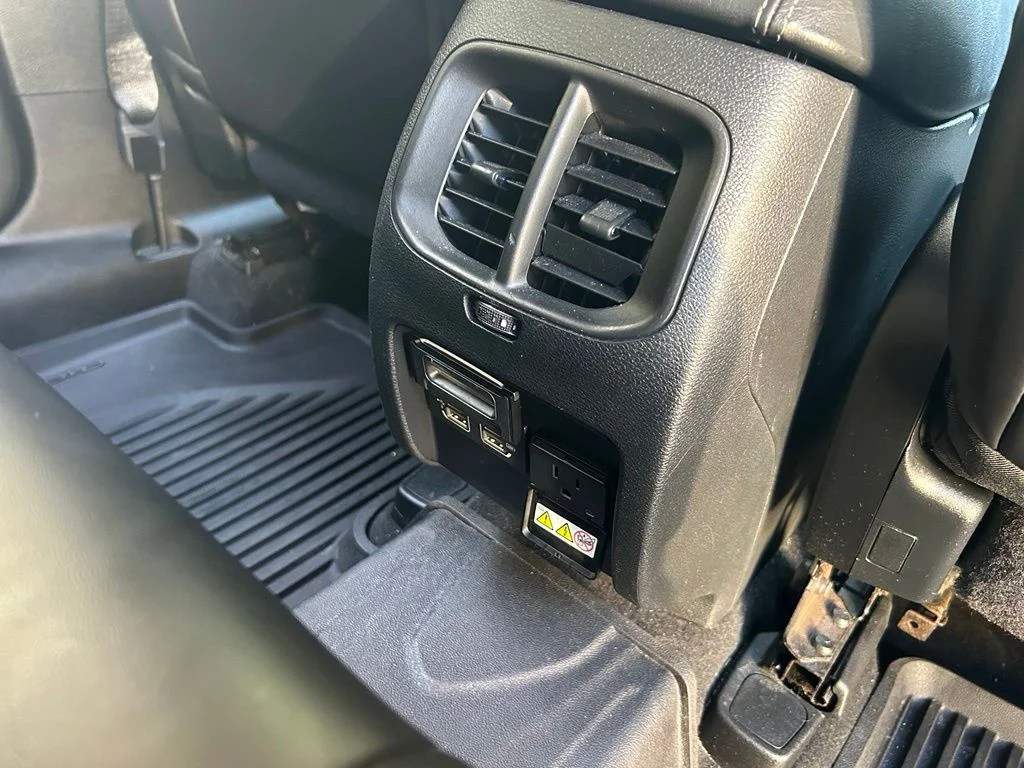 Used 2019 Black Jeep Limited image 32