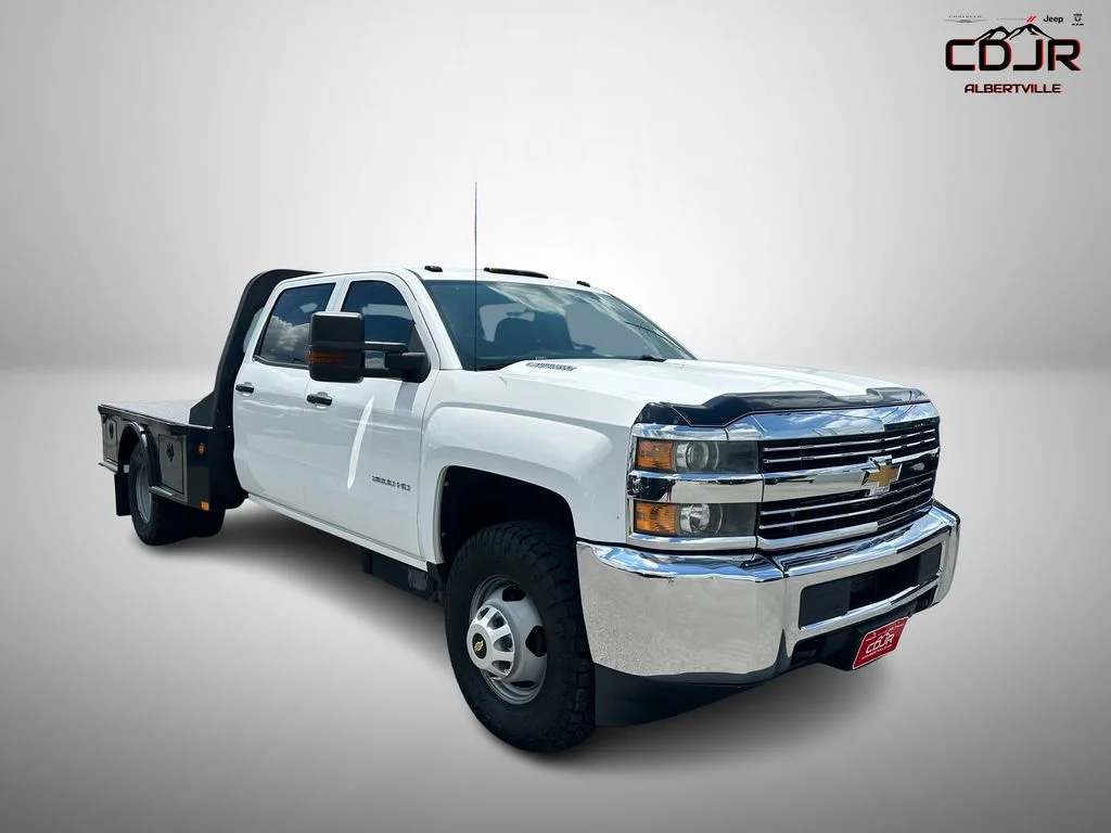 2015 Chevrolet Silverado HD WT 4WD Crew Cab SWB's photo