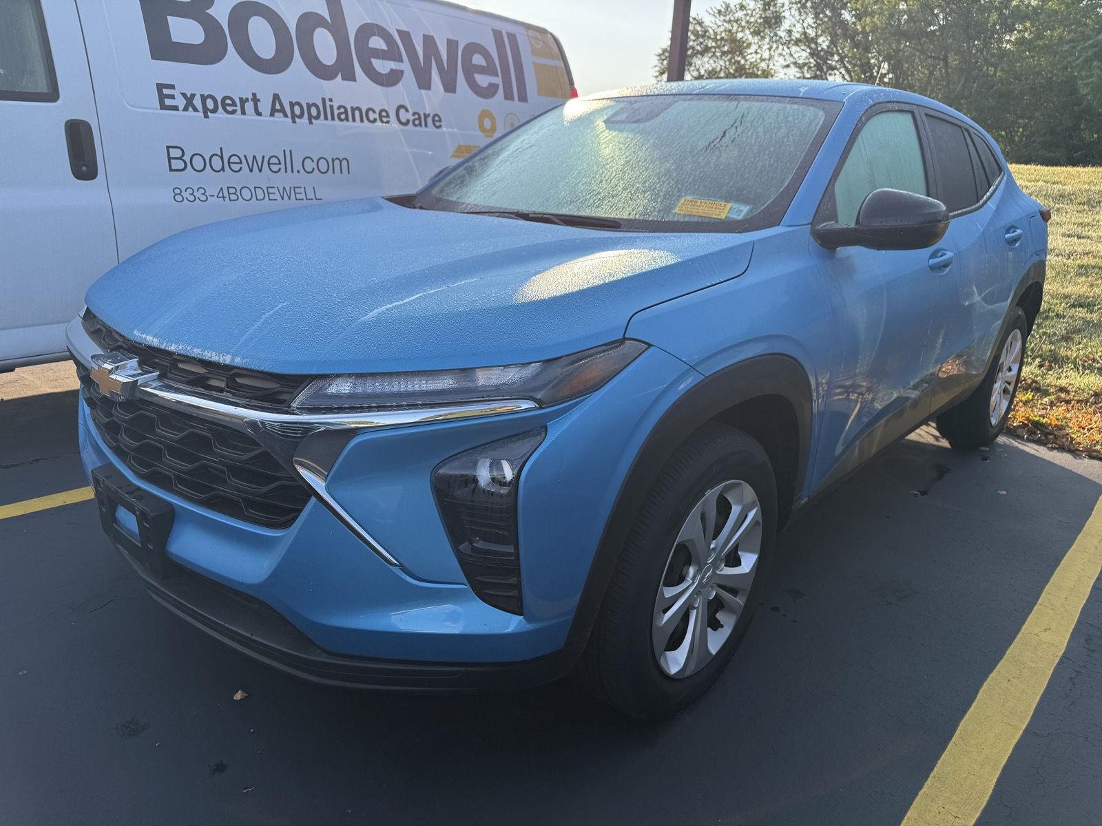 Used 2025 Marina Blue Metallic Chevrolet LS image 3