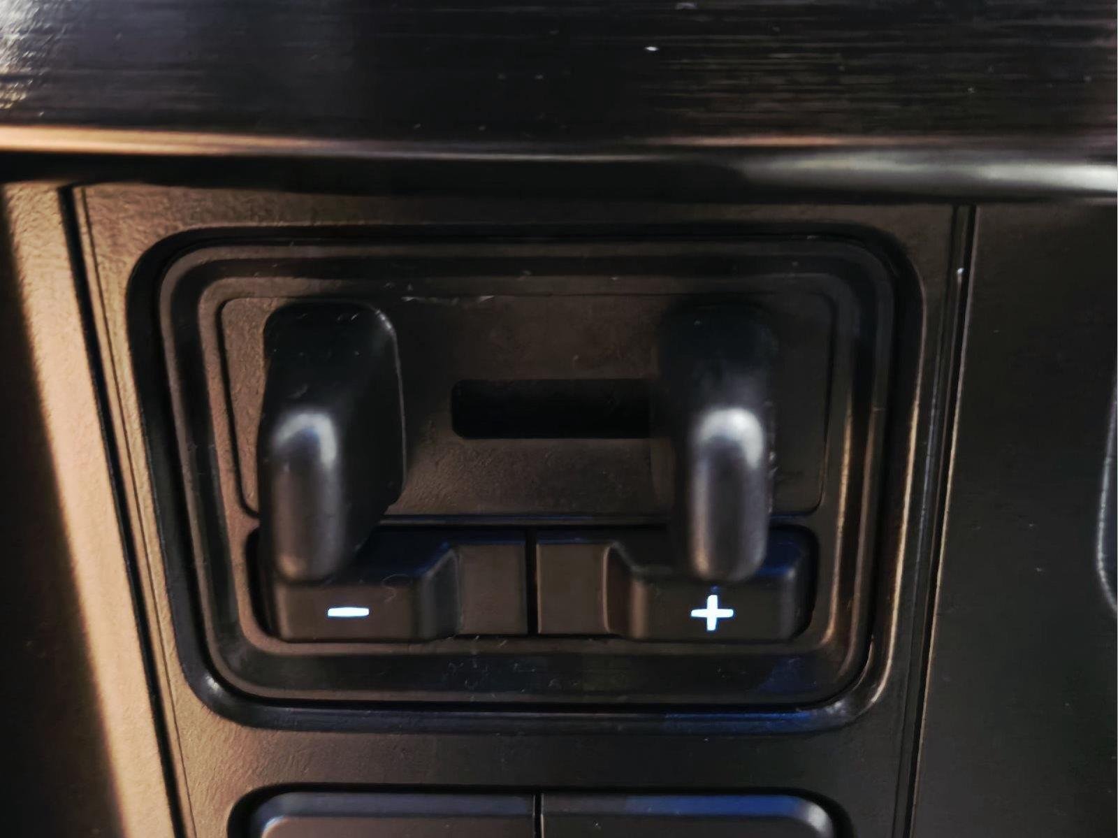 New 2026 Agate Black Metallic Ford F-250® Lariat® image 43