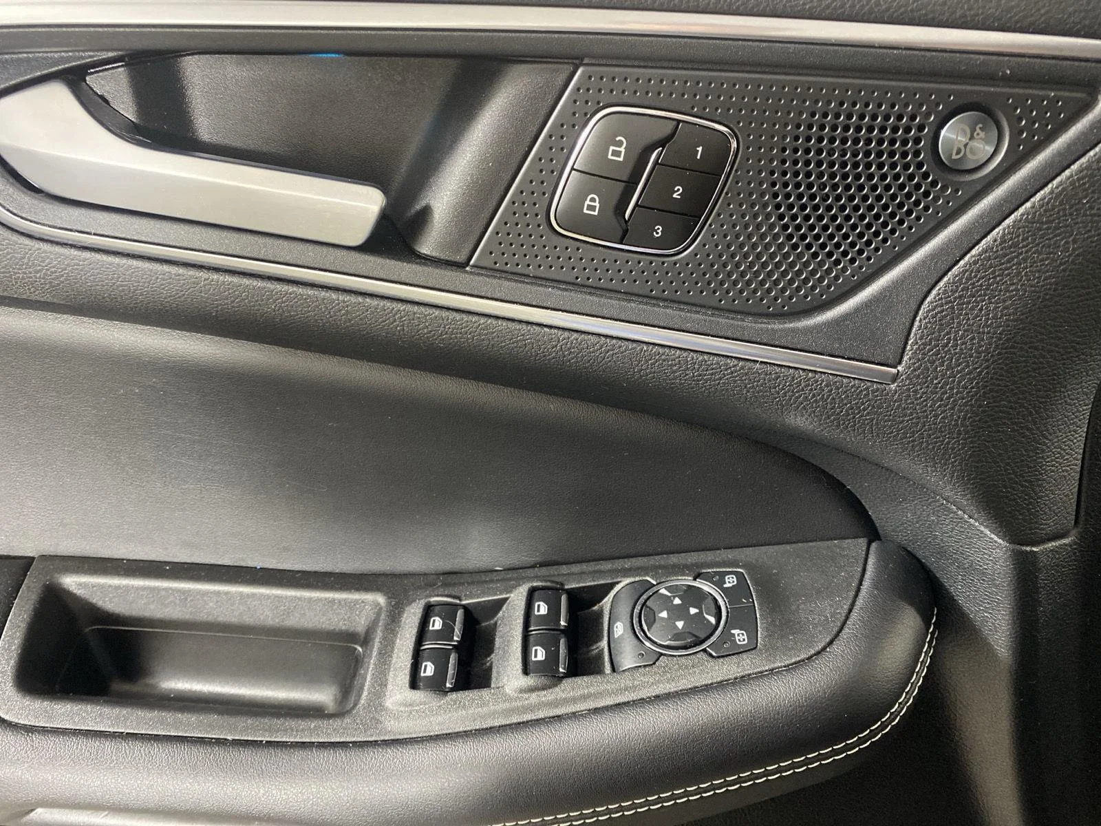 Used 2023 Agate Black Ford ST image 22