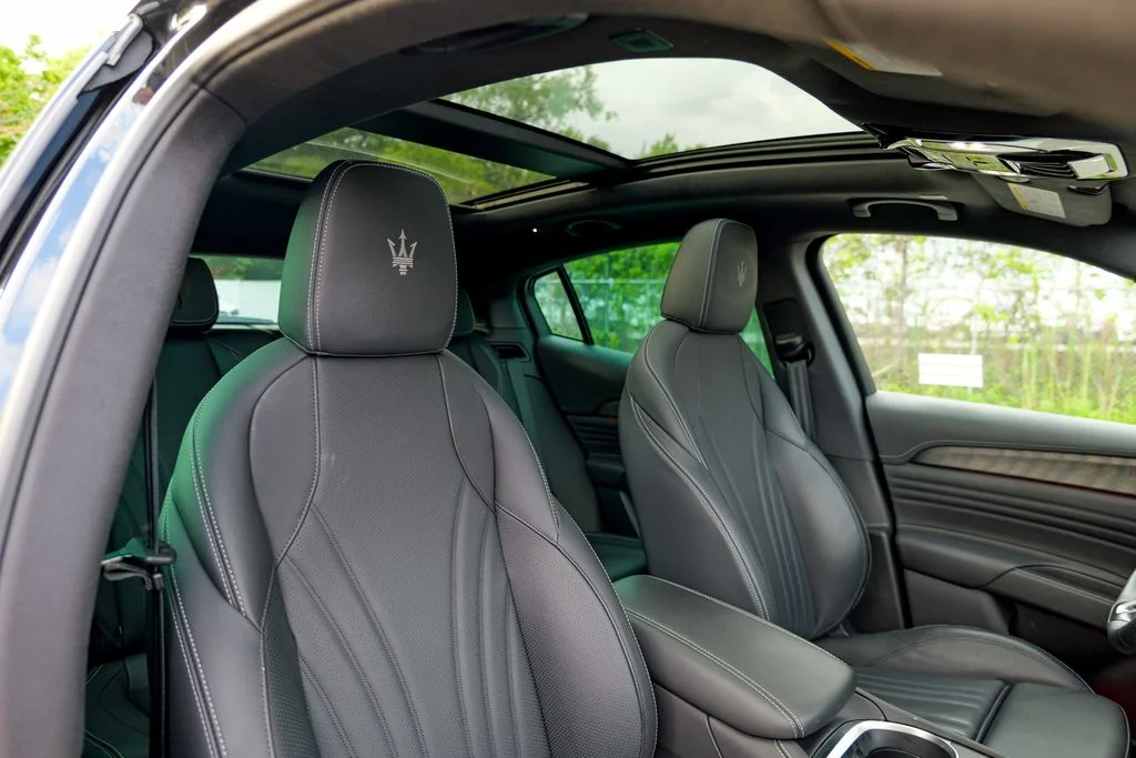 New 2025 Nero Noctis Black Maserati Base image 38