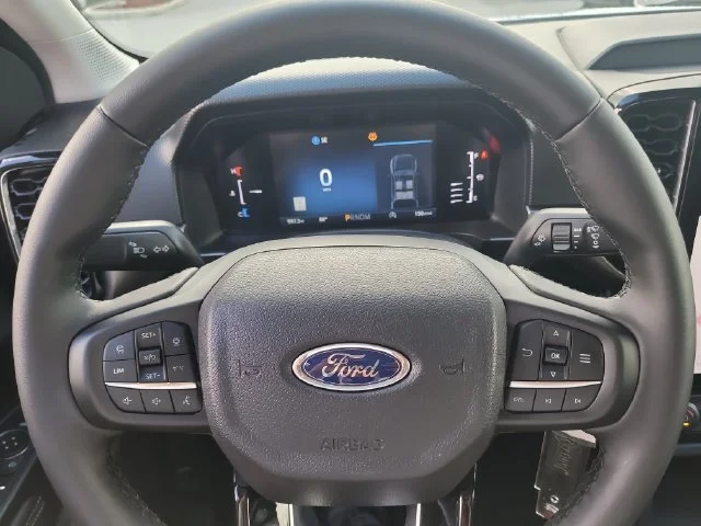 New 2026 Oxford White Ford XLT image 29